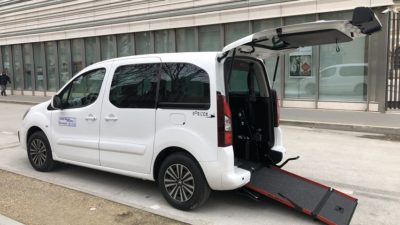 Transports 1 fauteuil roulant + 3 Valides